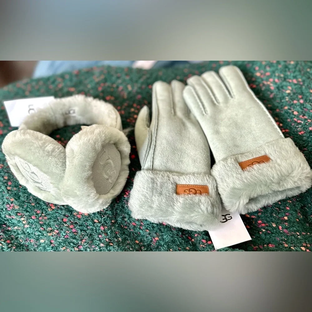 🎸UGG🎸🔥NWT🔥Turn Cuff Gloves (M) & Earmuffs